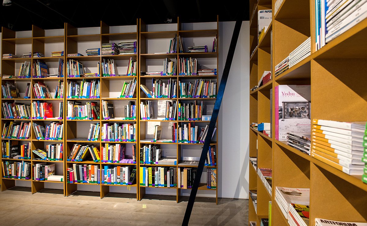 Artspace_BFA_2016_06