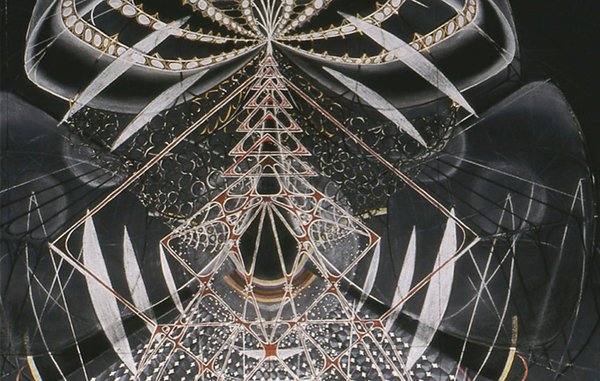 Artspace_BigandBeautiful_2002_03-950x604