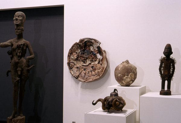 Artspace_GatheringInfluence_2002_04-950x647