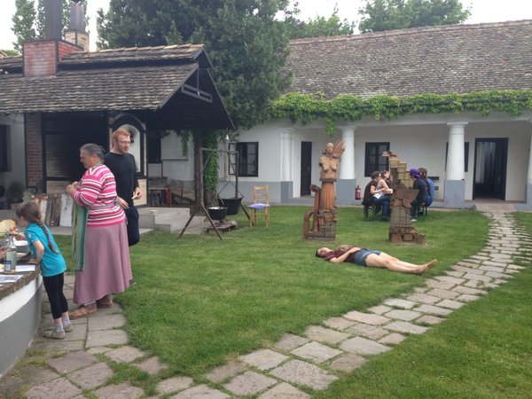 Hungary-Courtyard-and-Welcome-Meal-1536x1152